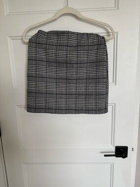 H&M Black & White Mini Skirt - Glen Plaid